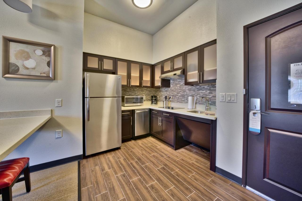 Staybridge Suites Lubbock South By Ihg Номер фото