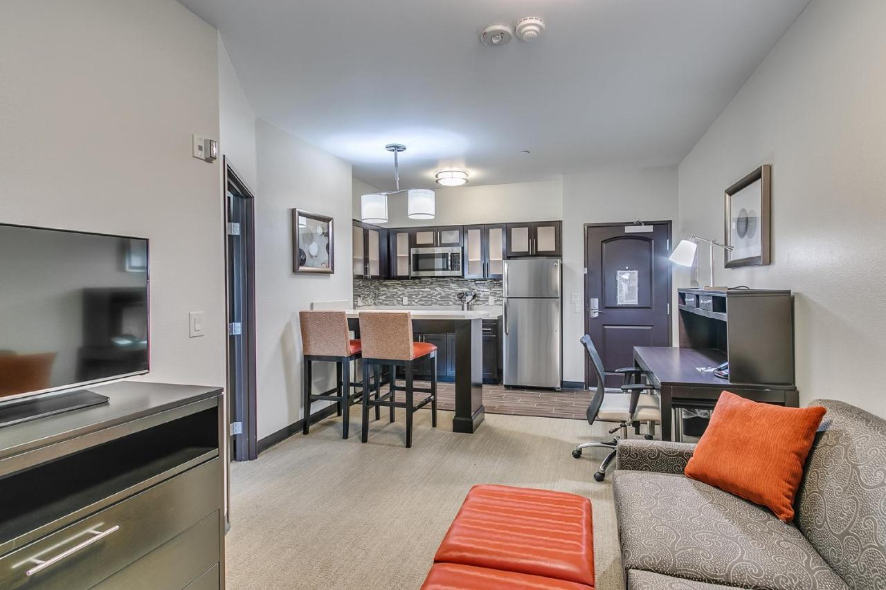 Staybridge Suites Lubbock South By Ihg Екстер'єр фото