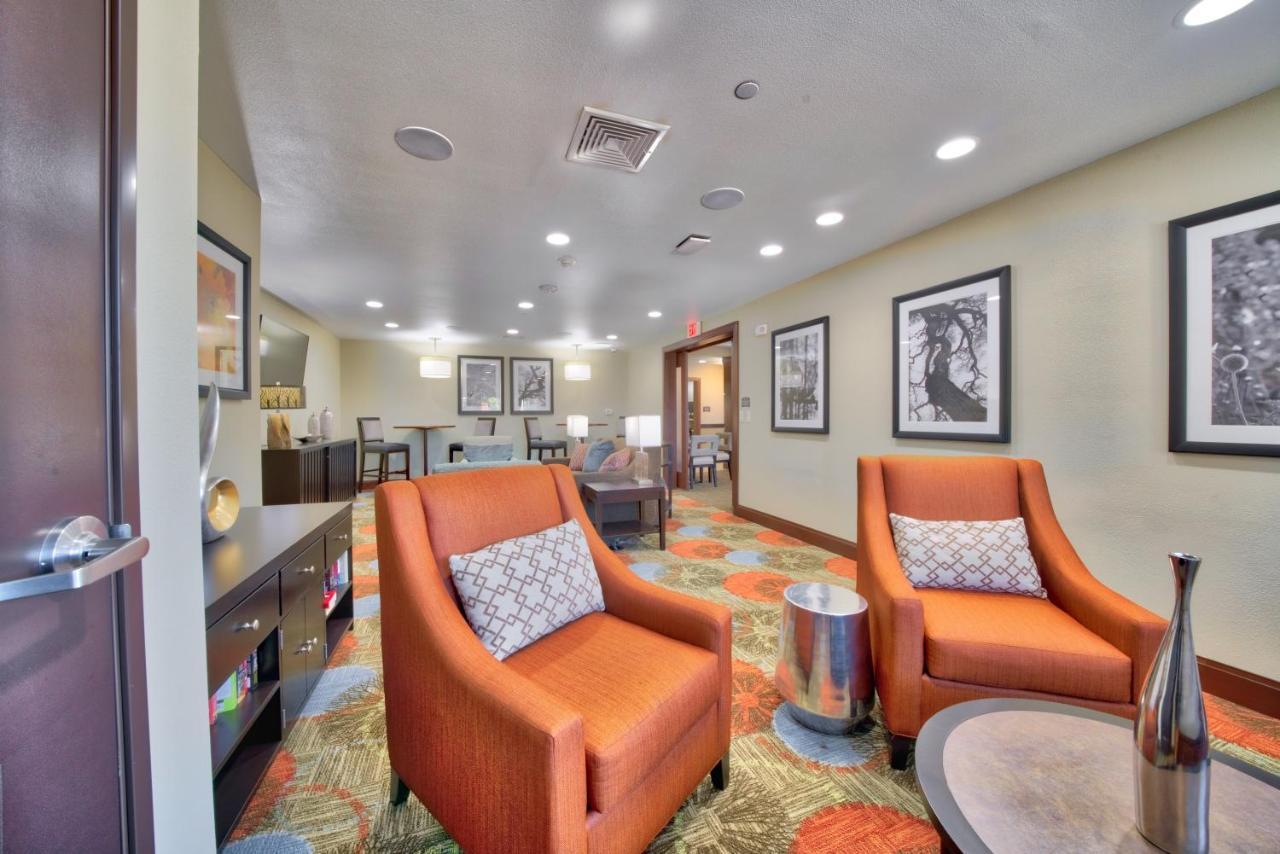 Staybridge Suites Lubbock South By Ihg Екстер'єр фото